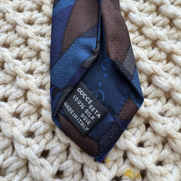 VINTAGE GUCCI Men’s Silk Neck Tie Made In Italy Abstract -58” - Picture 7 of 10